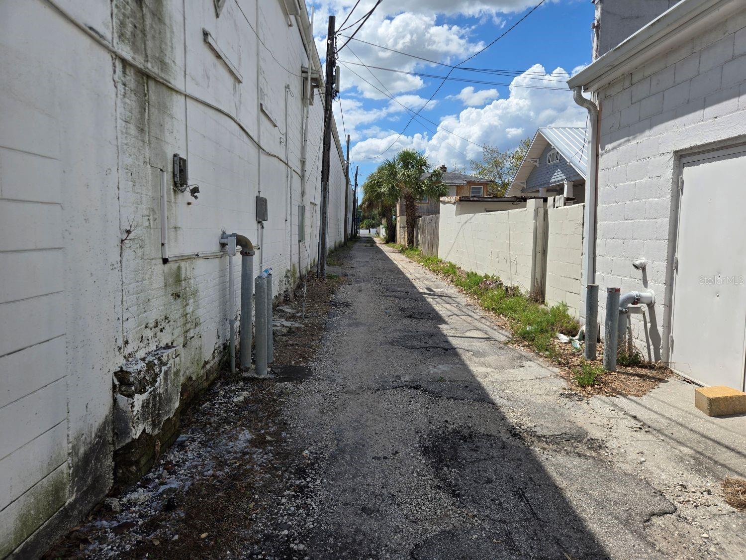 MAC FARLANES REV MAP OF ADD - Commercial Lease
