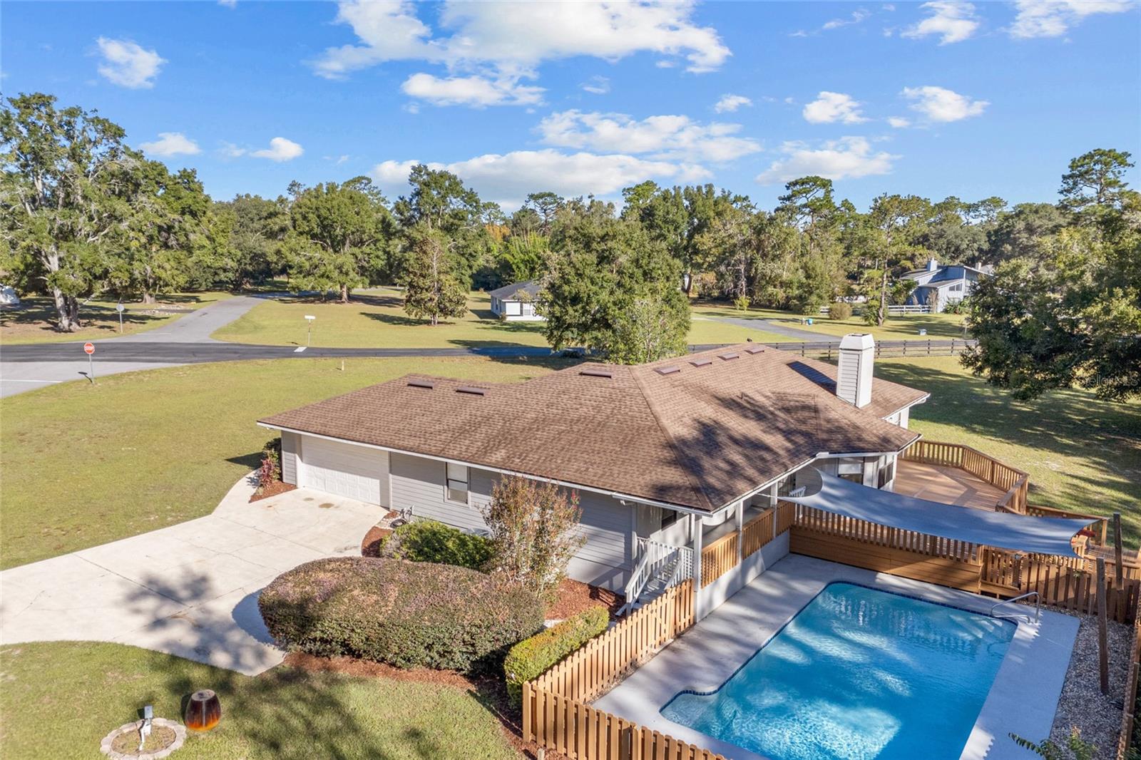 MEADOWS OF KANAPAHA - Residential
