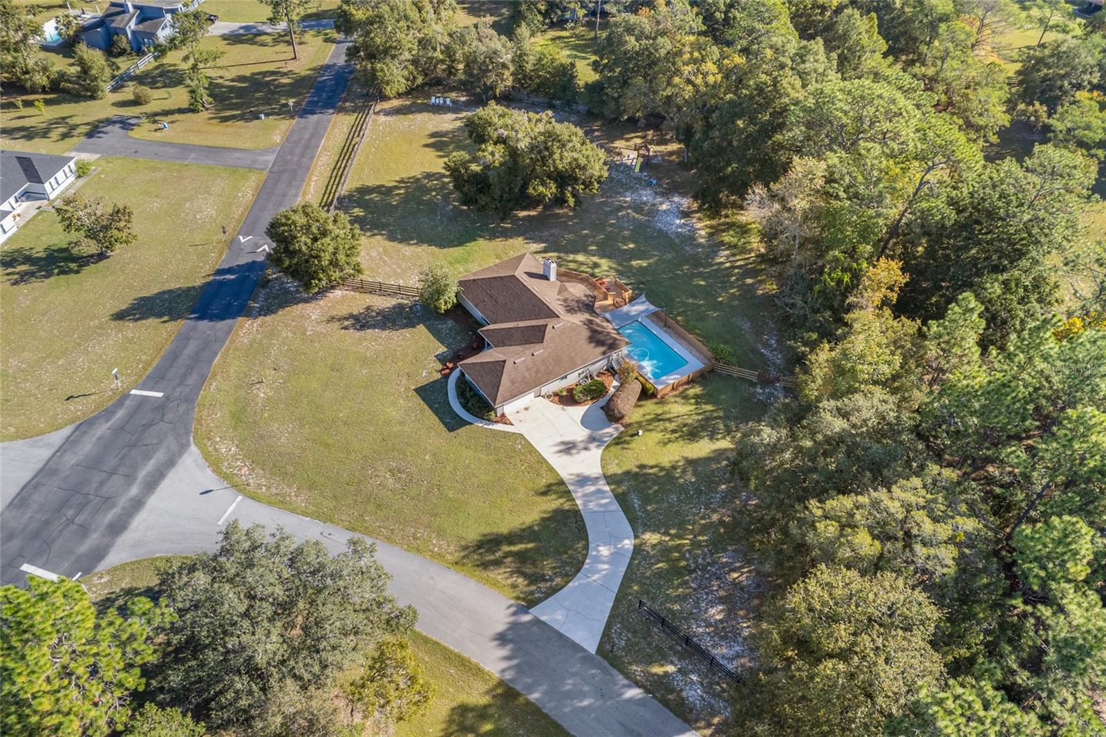MEADOWS OF KANAPAHA - Residential