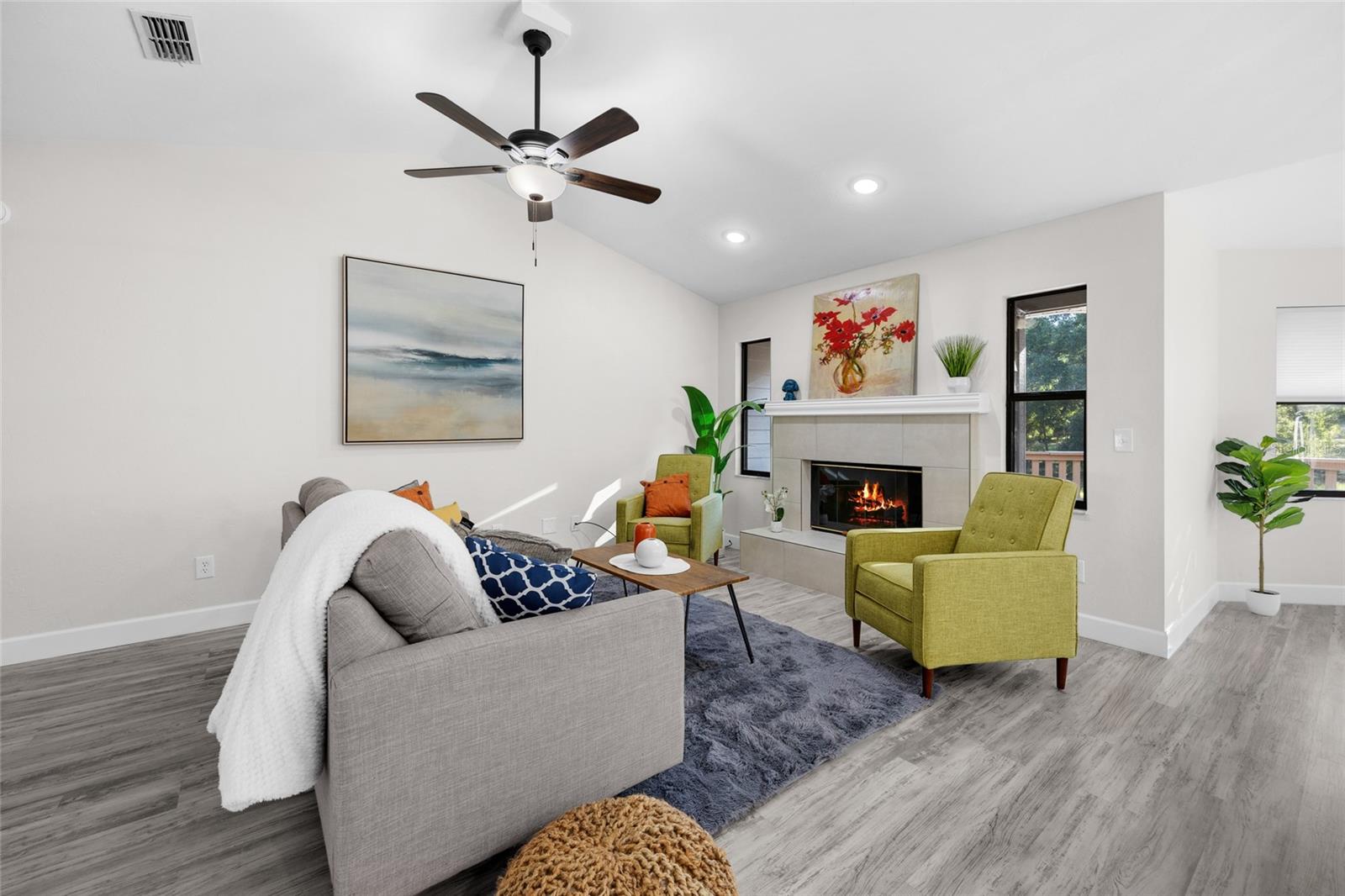 MEADOWS OF KANAPAHA - Residential