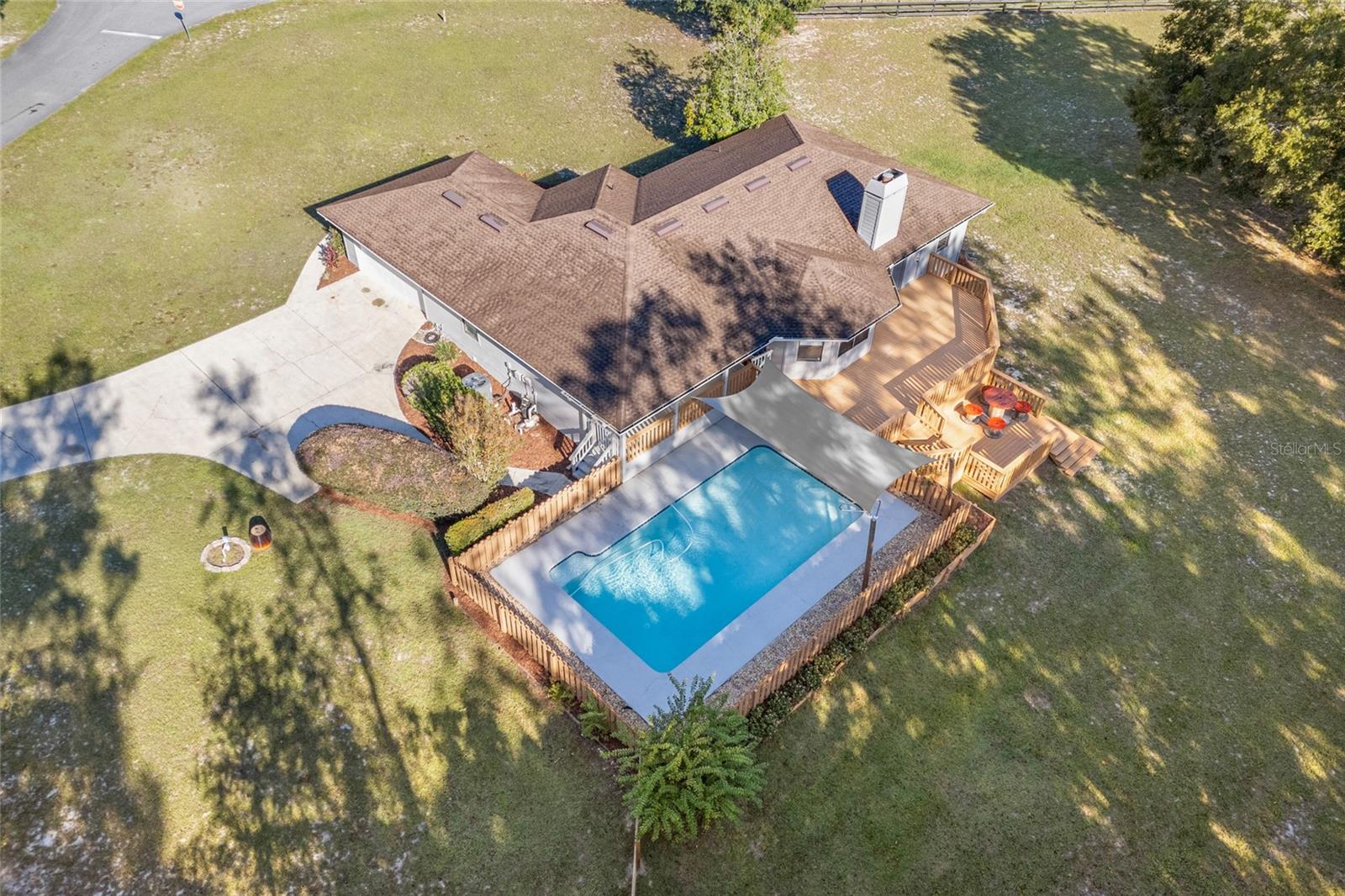 MEADOWS OF KANAPAHA - Residential