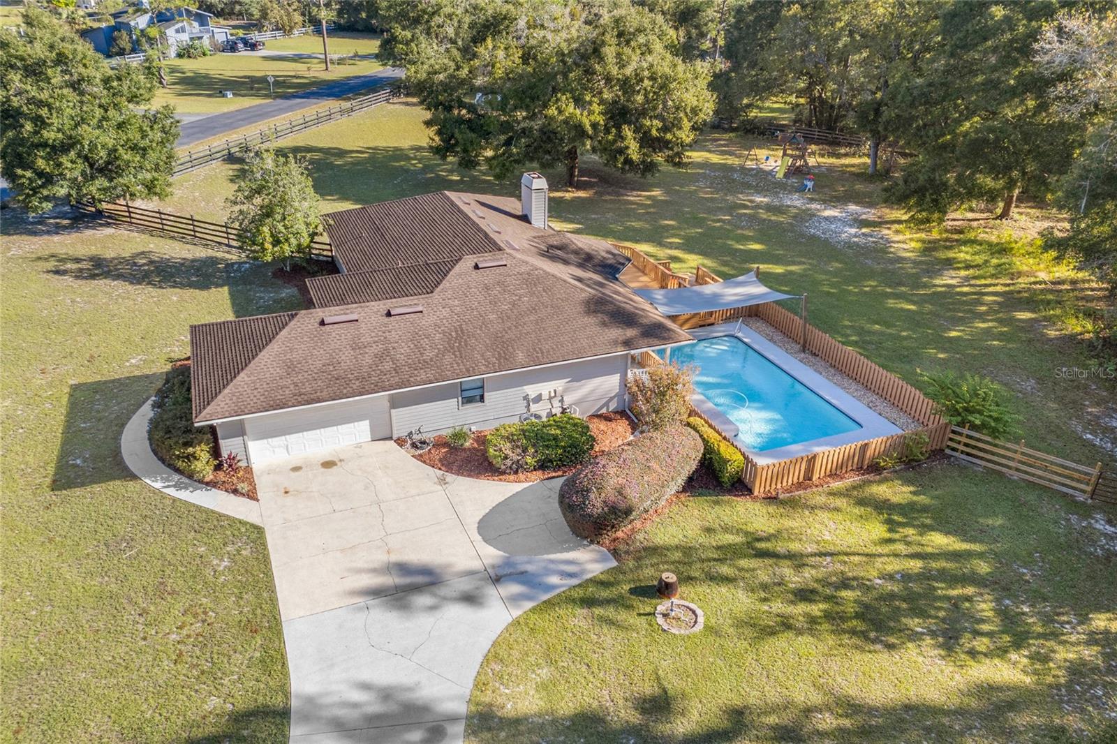 MEADOWS OF KANAPAHA - Residential