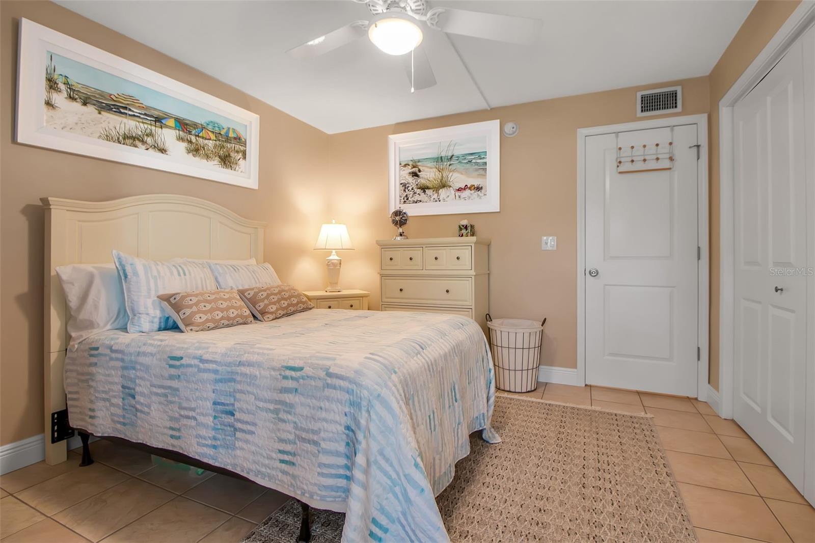 FLAMINGO CAY APTS AMD - Residential