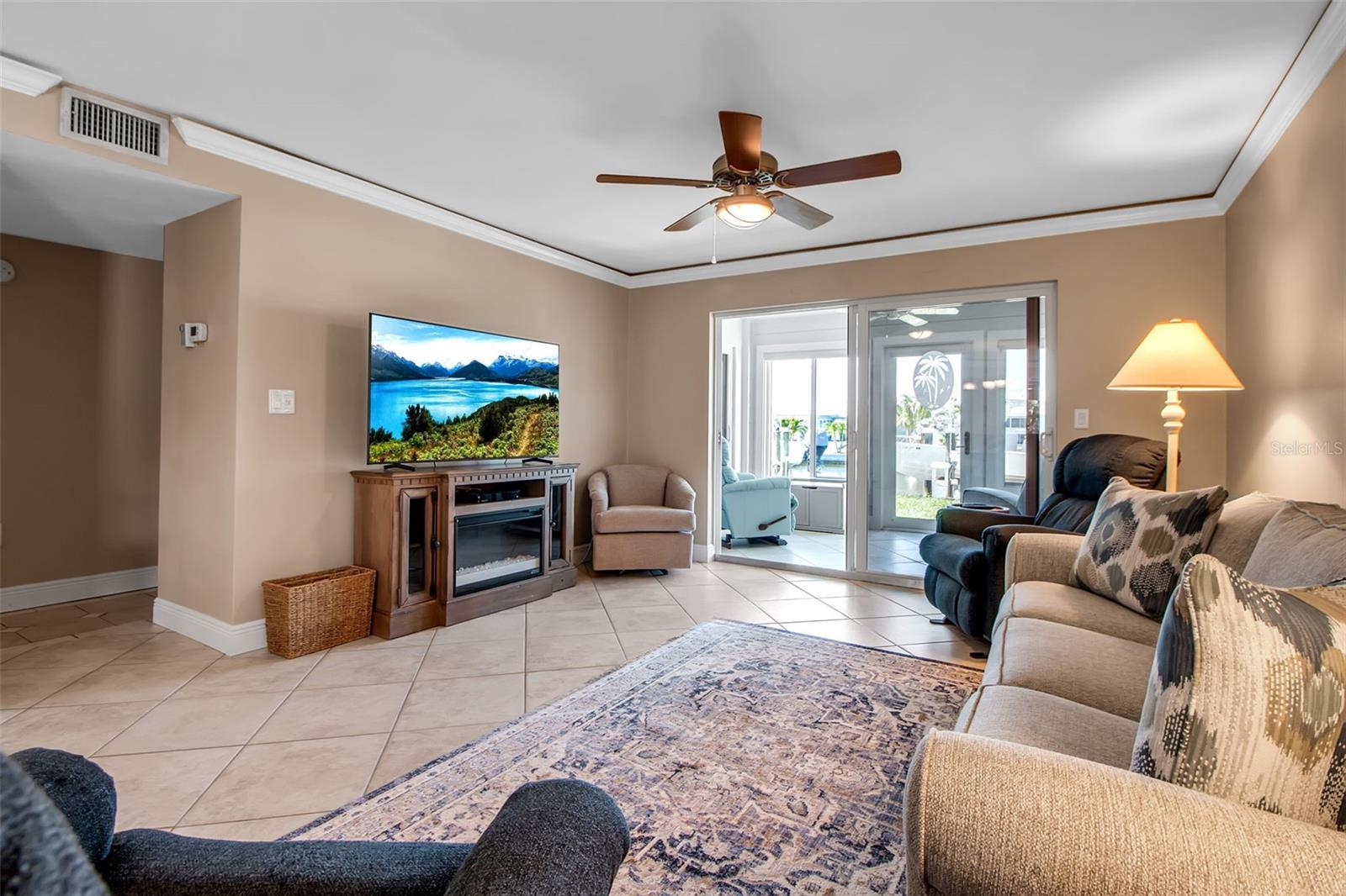 FLAMINGO CAY APTS AMD - Residential