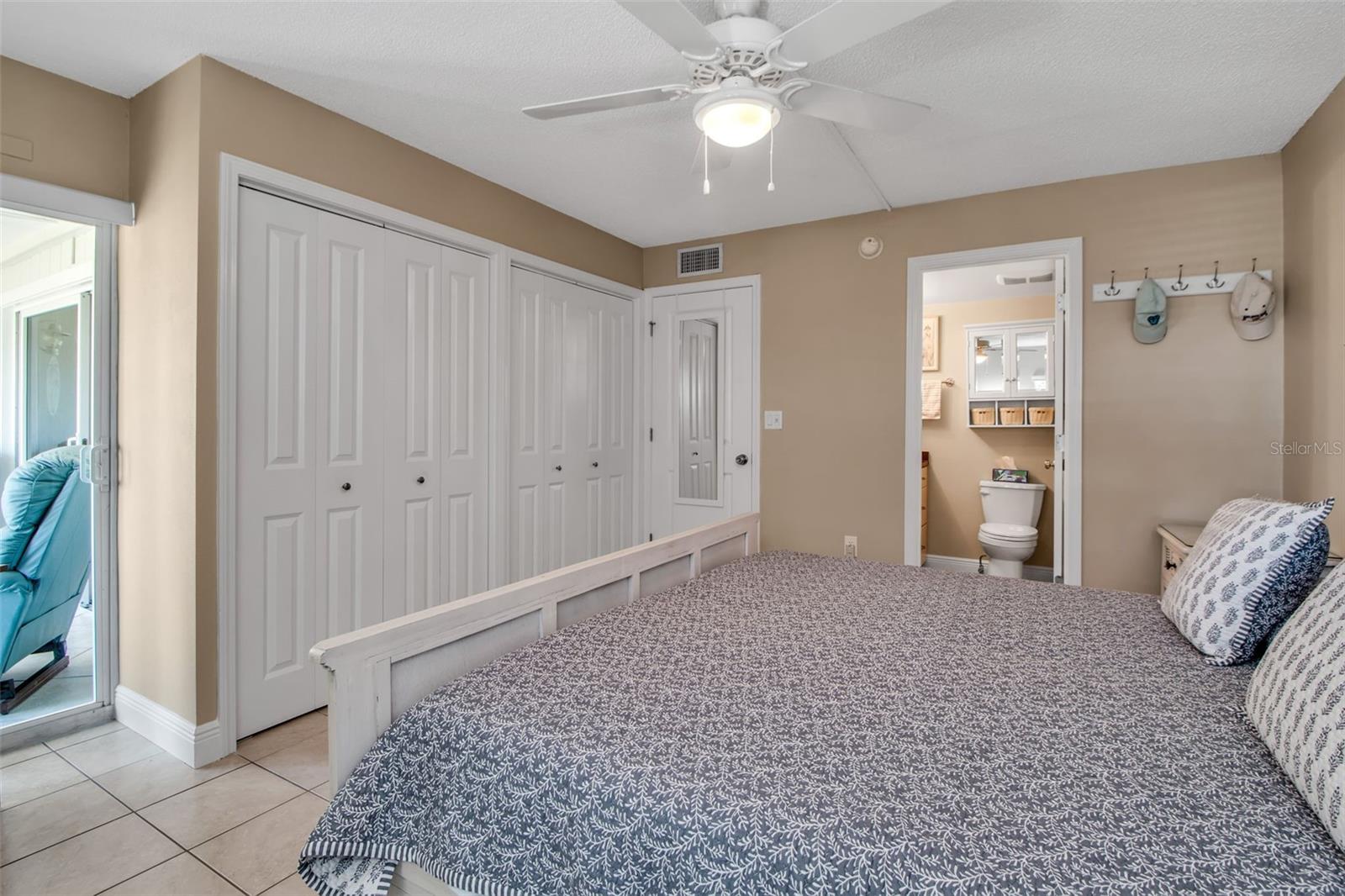 FLAMINGO CAY APTS AMD - Residential