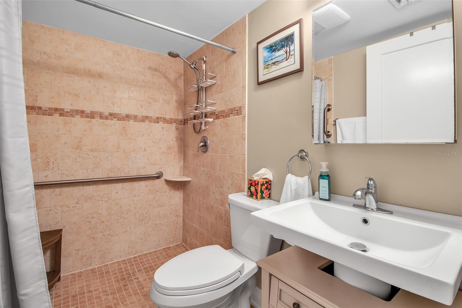 FLAMINGO CAY APTS AMD - Residential