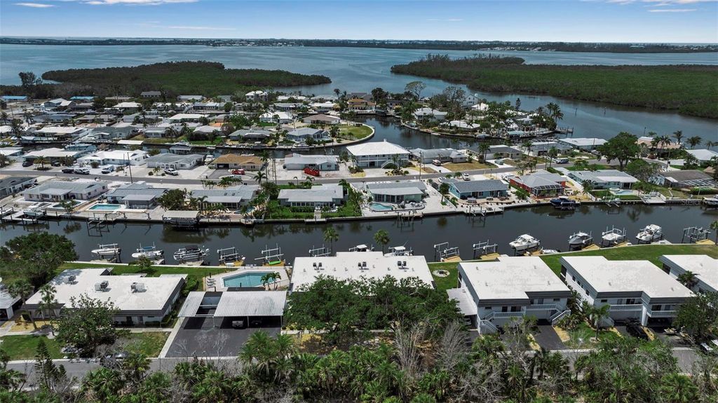 Photo of 10423 Waterbird Way #10423, Bradenton, FL 34209 (MLS # A4652337)