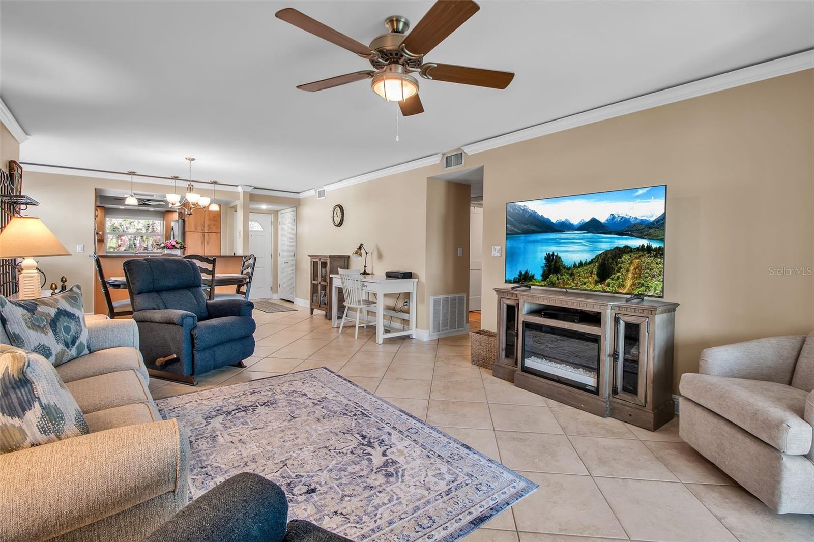 FLAMINGO CAY APTS AMD - Residential