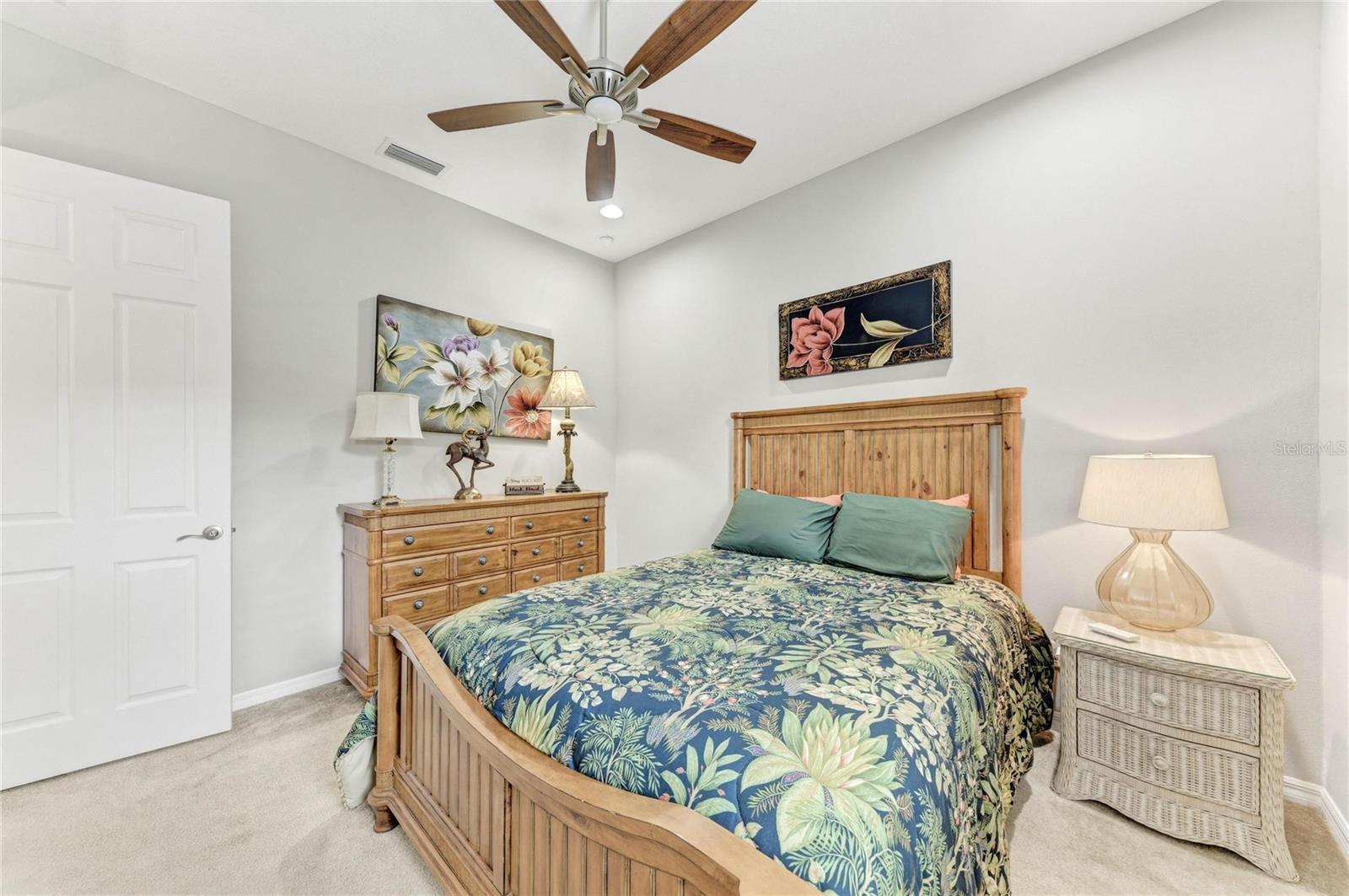 ENCLAVE AT COUNTRY MEADOWS - Residential
