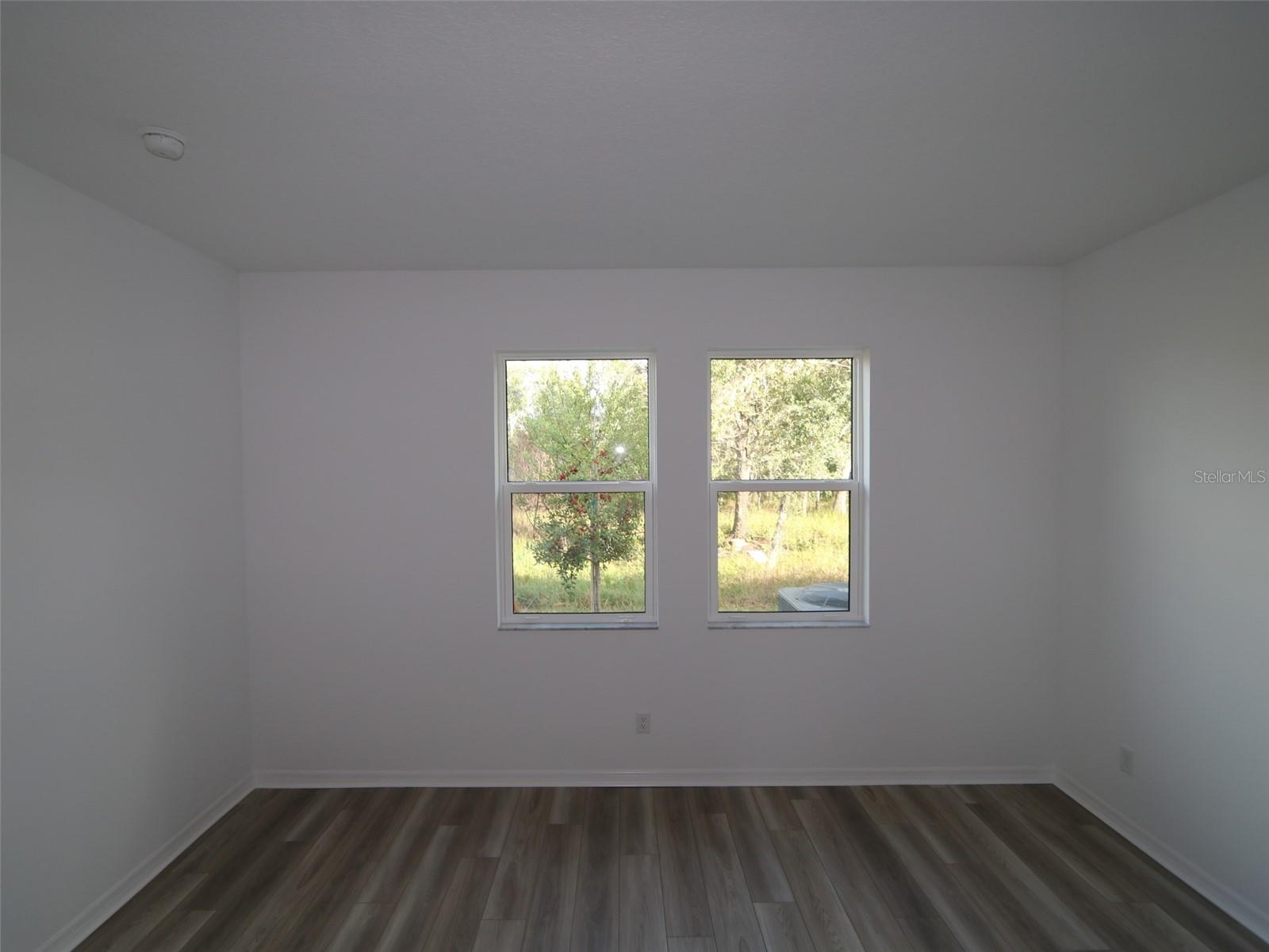 SWEETWATER VILLAS AT LAKEWOOD RANCH - Residential