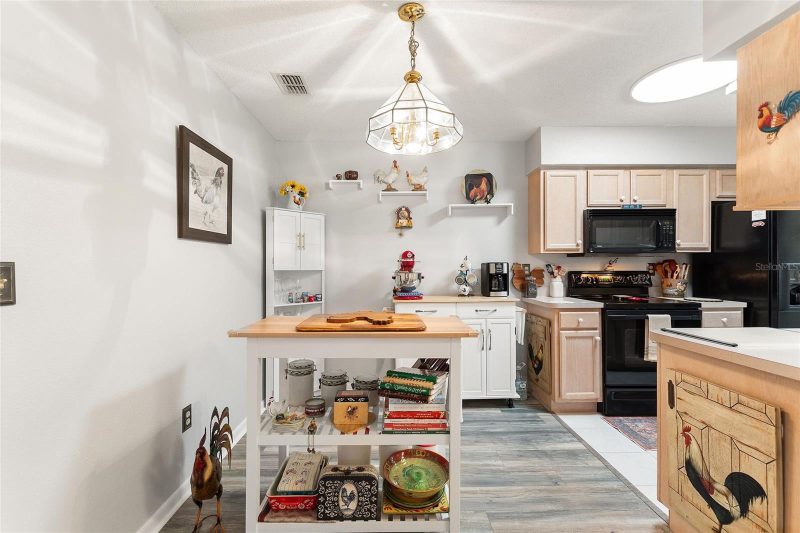 GENESIS POINT CONDO - Residential