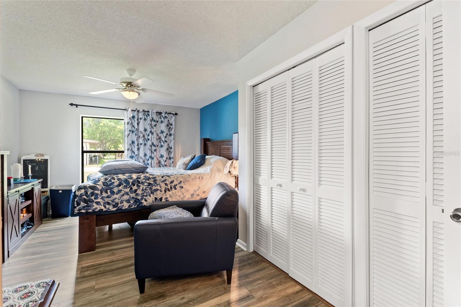 GENESIS POINT CONDO - Residential