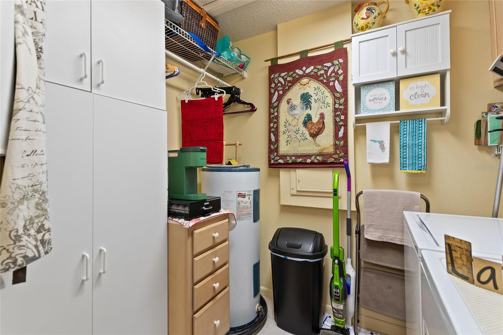 GENESIS POINT CONDO - Residential