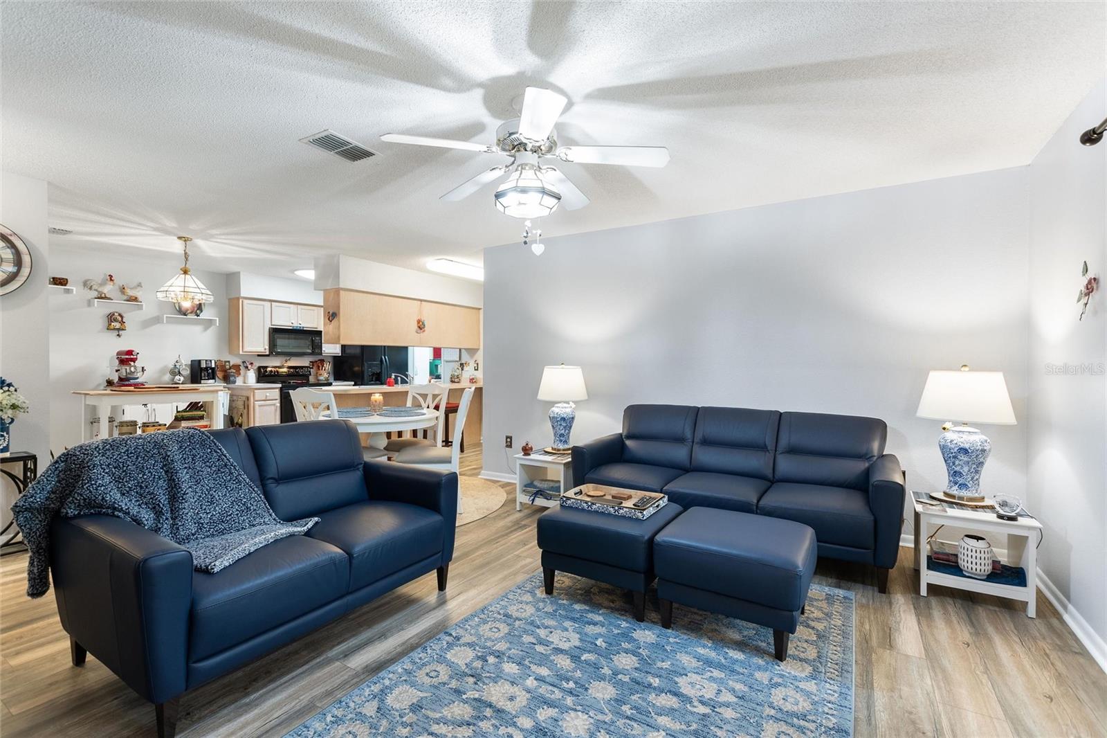 GENESIS POINT CONDO - Residential