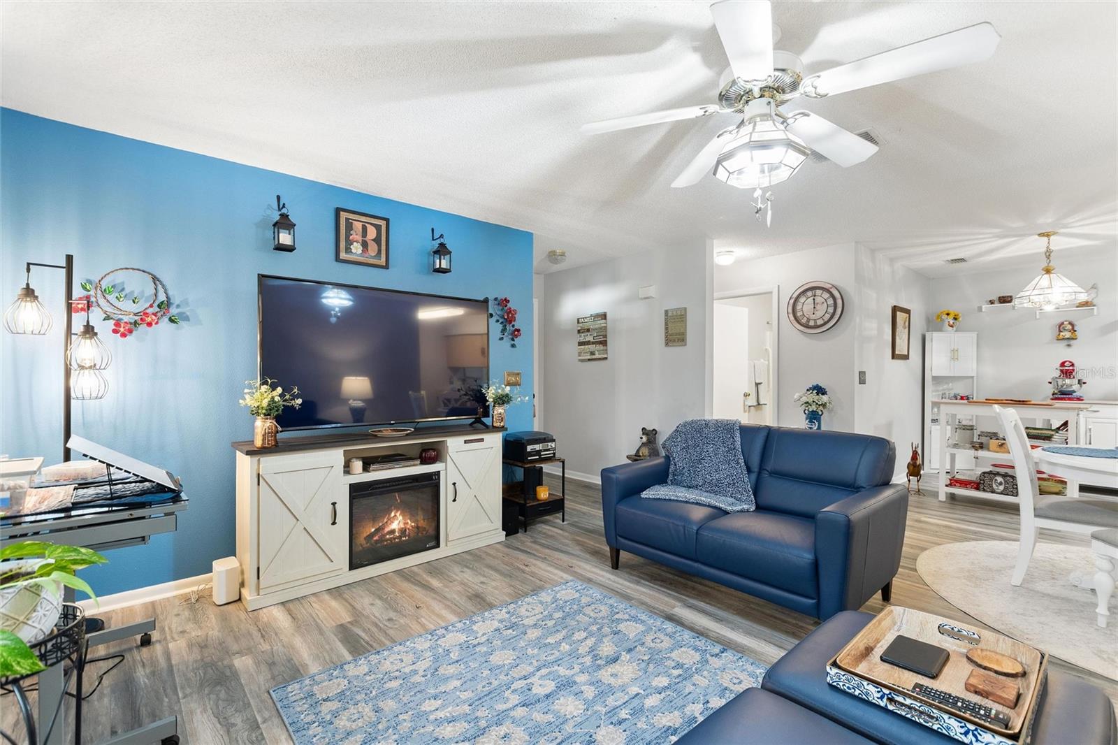 GENESIS POINT CONDO - Residential