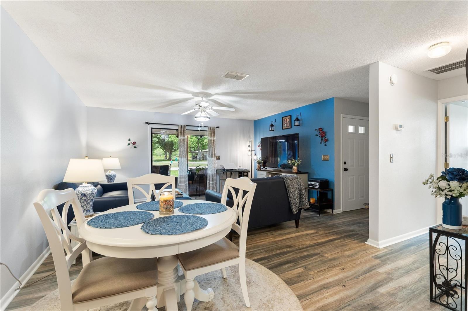 GENESIS POINT CONDO - Residential