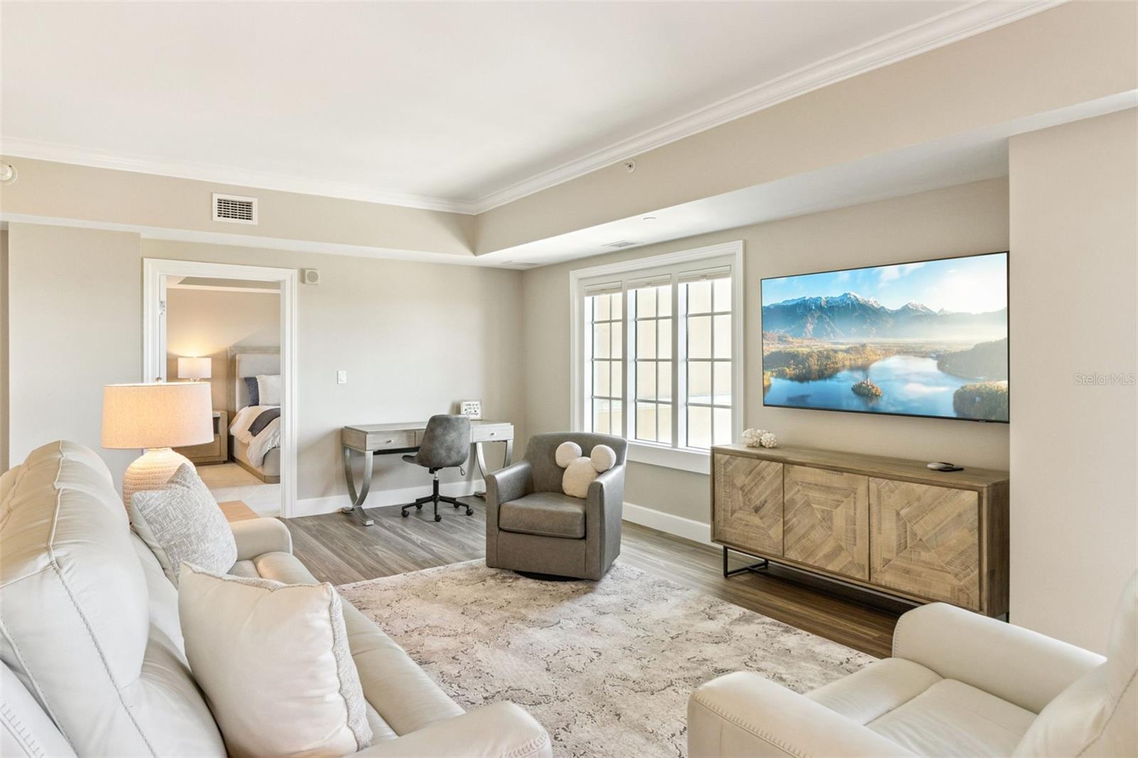 REUNION GRANDE CONDO - Residential