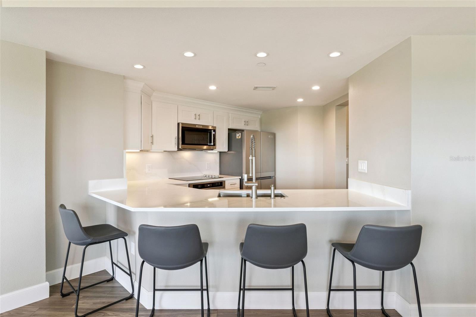 REUNION GRANDE CONDO - Residential