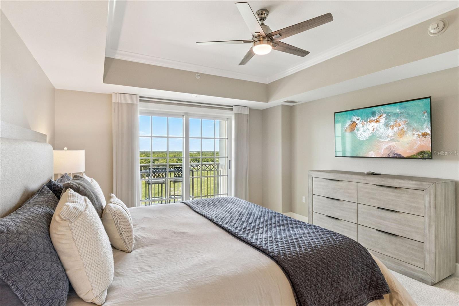 REUNION GRANDE CONDO - Residential