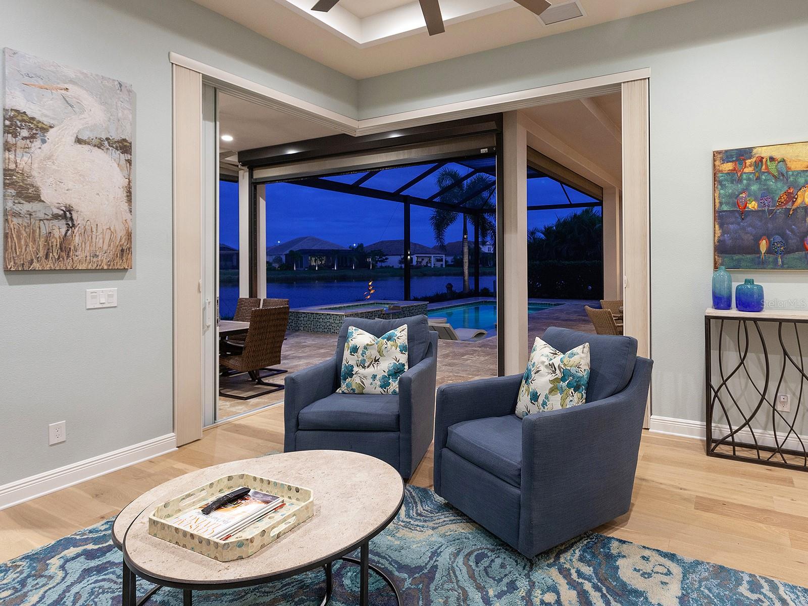 LAKEHOUSE COVE AT WATERSIDE - Residential