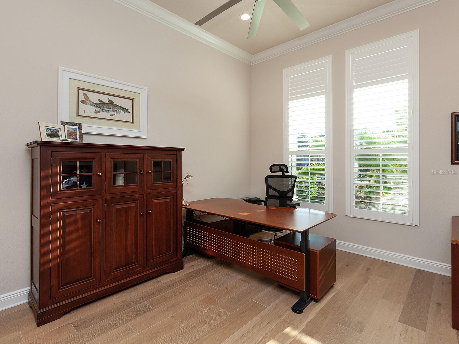 LAKEHOUSE COVE AT WATERSIDE - Residential