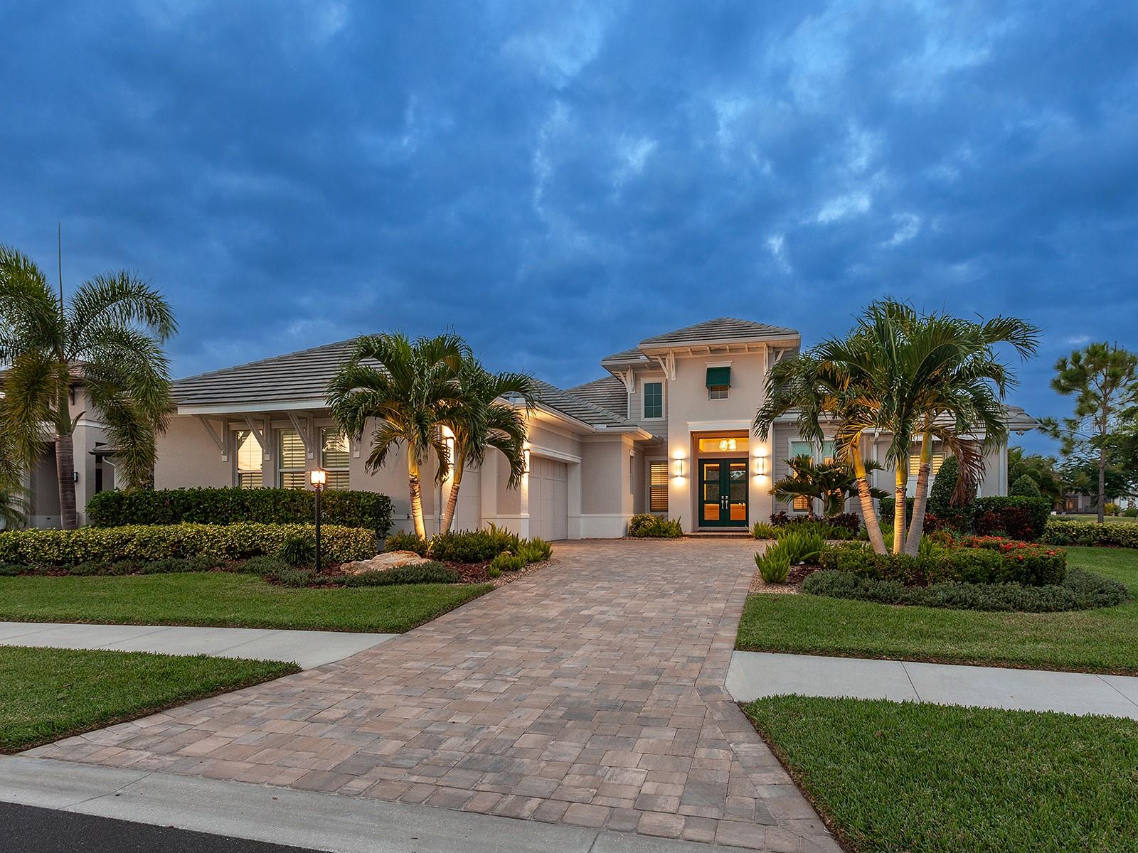 LAKEHOUSE COVE AT WATERSIDE - Residential