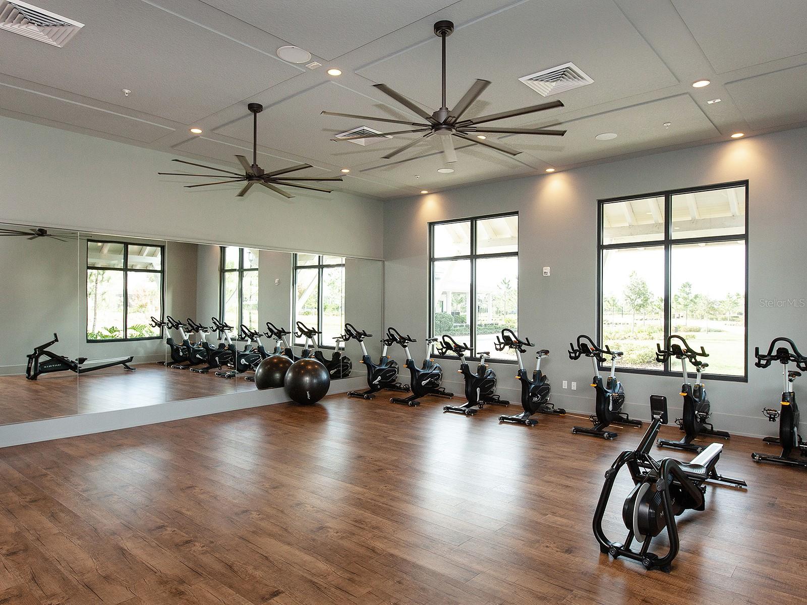 LAKEHOUSE COVE AT WATERSIDE - Residential