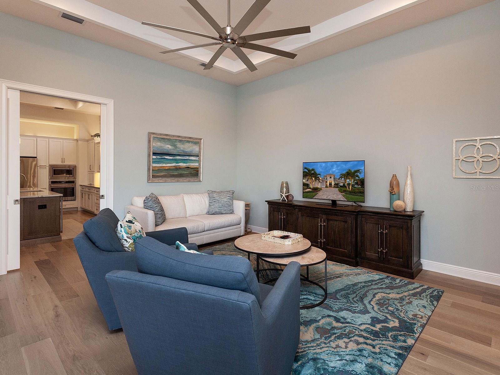 LAKEHOUSE COVE AT WATERSIDE - Residential