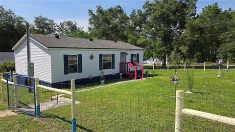 Photo of 1298 NE Boros Drive, Williston, FL 32696 (MLS # OM729600)