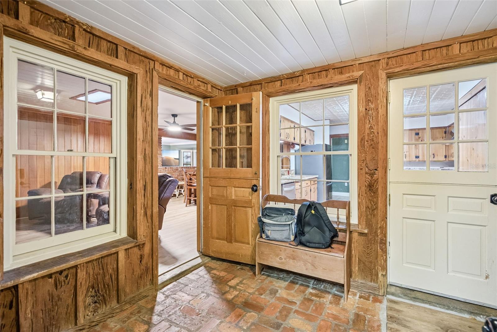 ACREAGE & UNREC - Residential