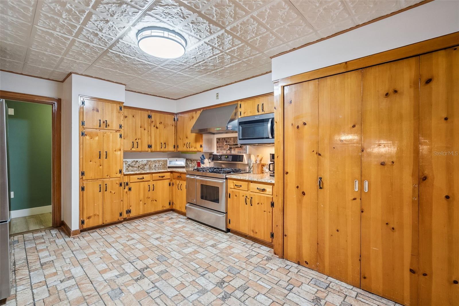 ACREAGE & UNREC - Residential