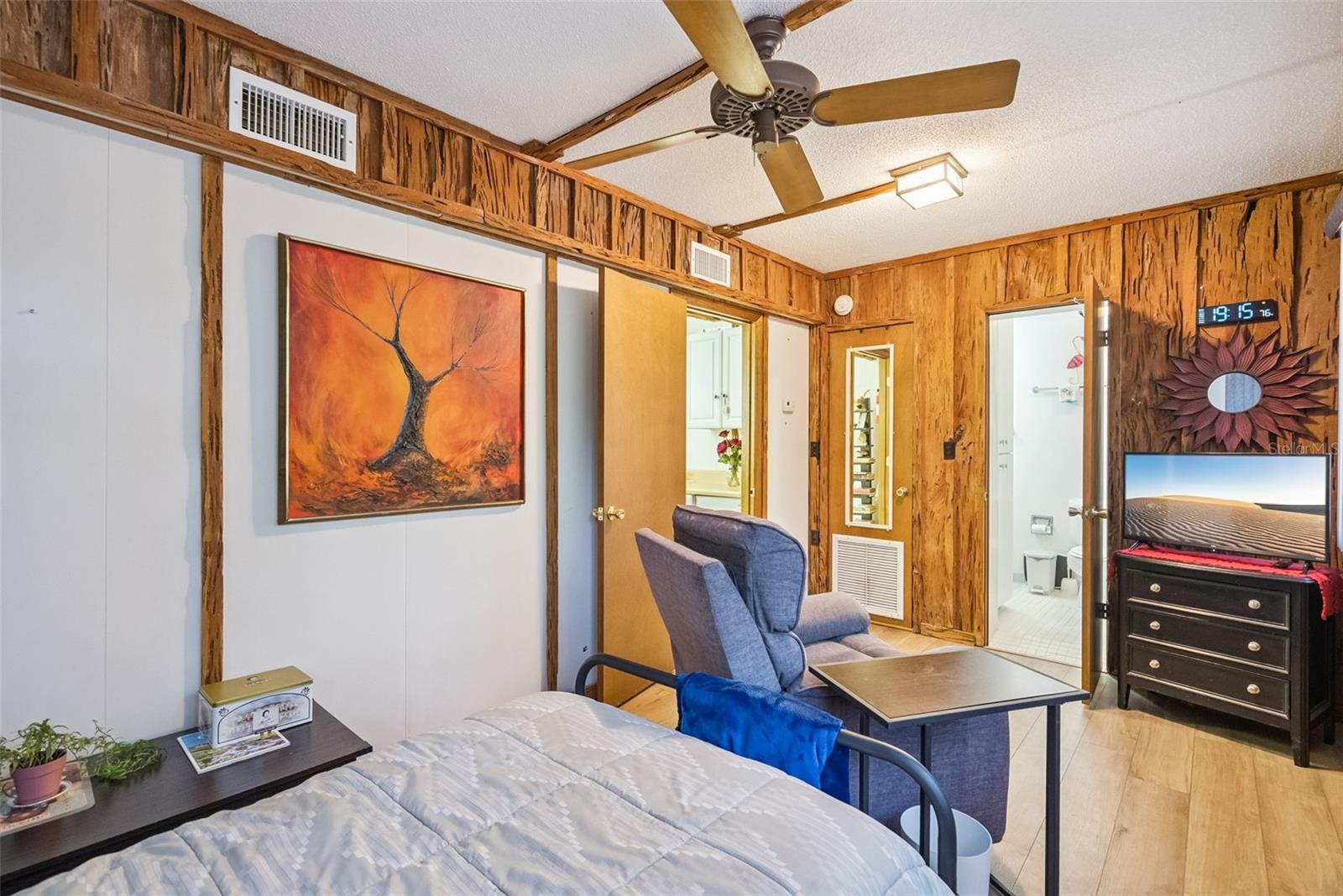 ACREAGE & UNREC - Residential