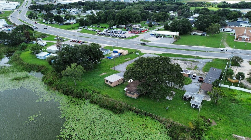 Photo of 1410 Us Highway 92 W, Auburndale, FL 33823 (MLS # L4965247)