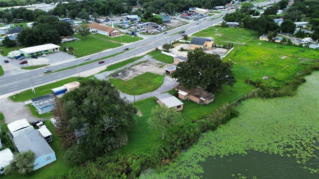 Photo of 1410 Us Highway 92 W, Auburndale, FL 33823 (MLS # L4965247)