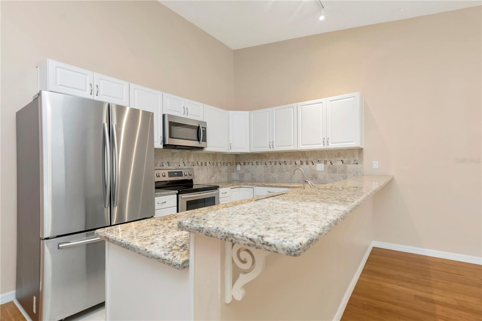 3367 CRYSTAL COURT E E