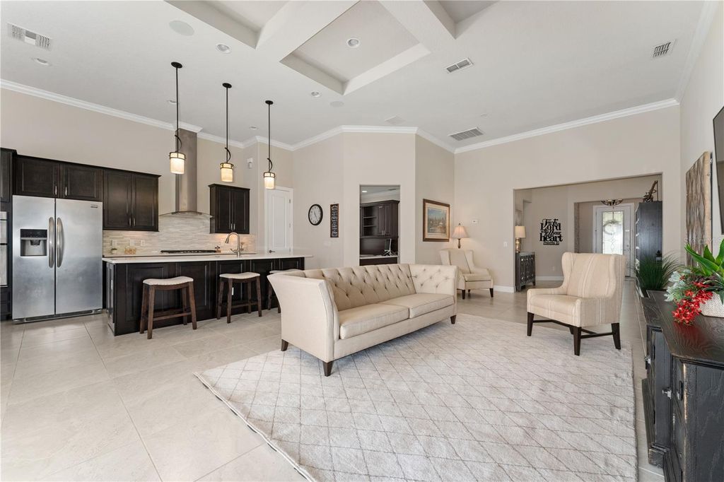 Photo of 10790 Citron Oaks Drive, Orlando, FL 32836 (MLS # O6394573)