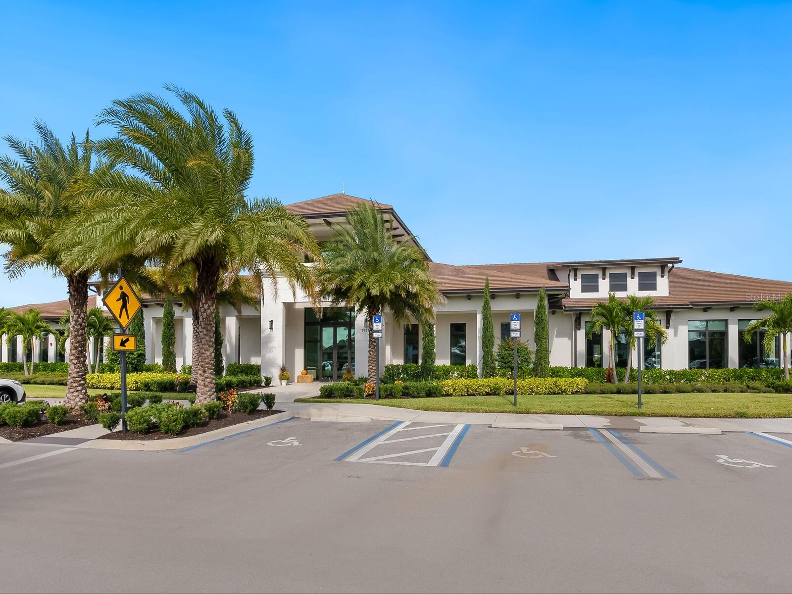 CRESSWIND - Residential