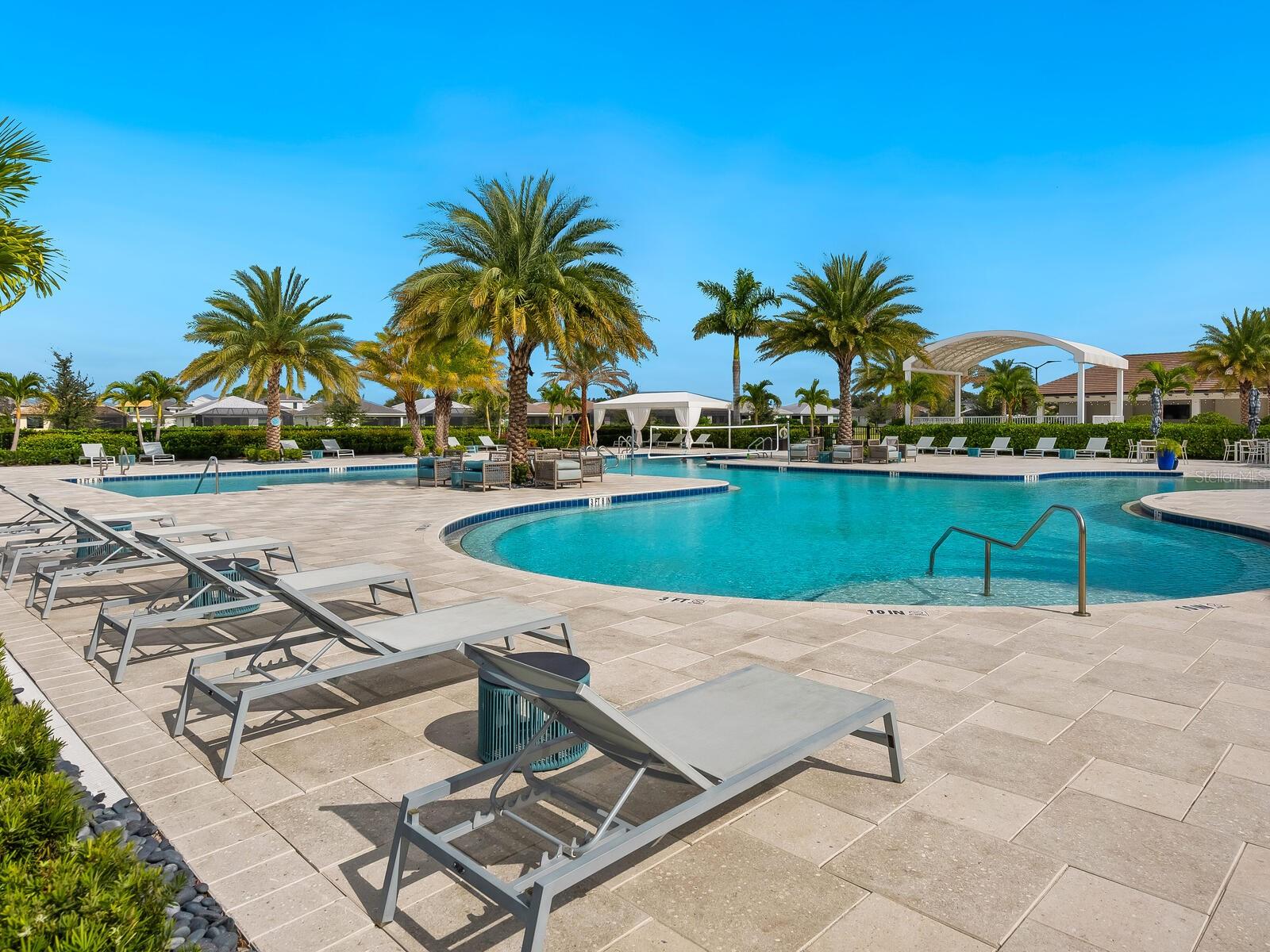 CRESSWIND - Residential