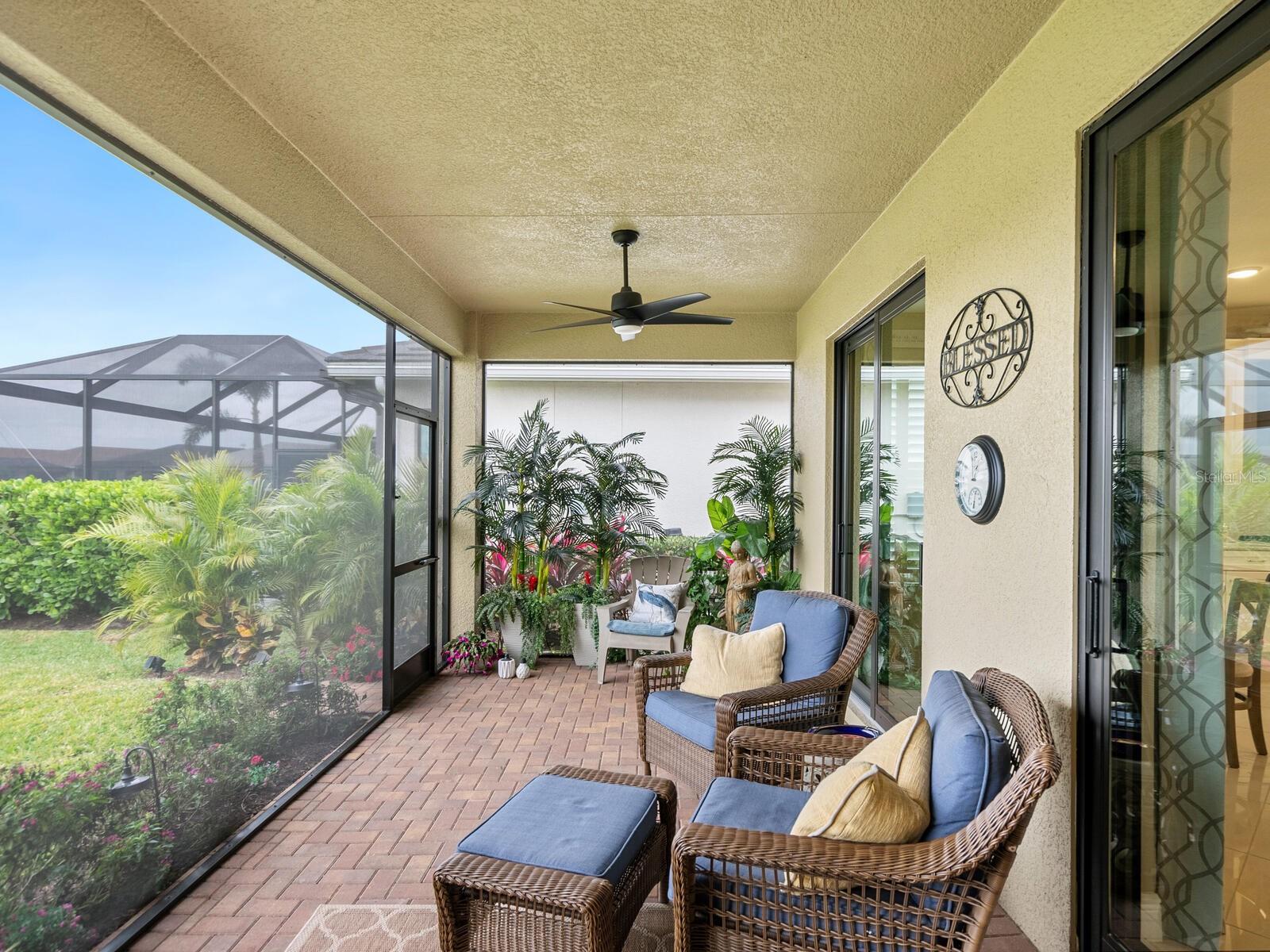 4925 SURFSIDE CIRCLE