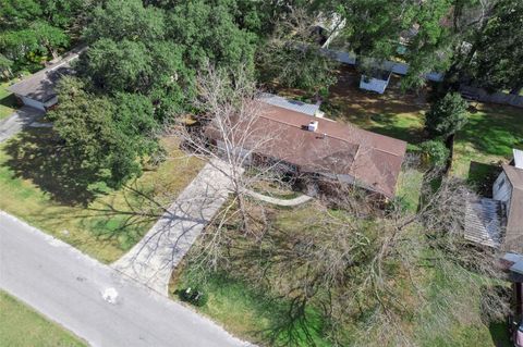 Tiny photo for 141 NE 50th Court, Ocala, FL 34470 (MLS # G5106510)