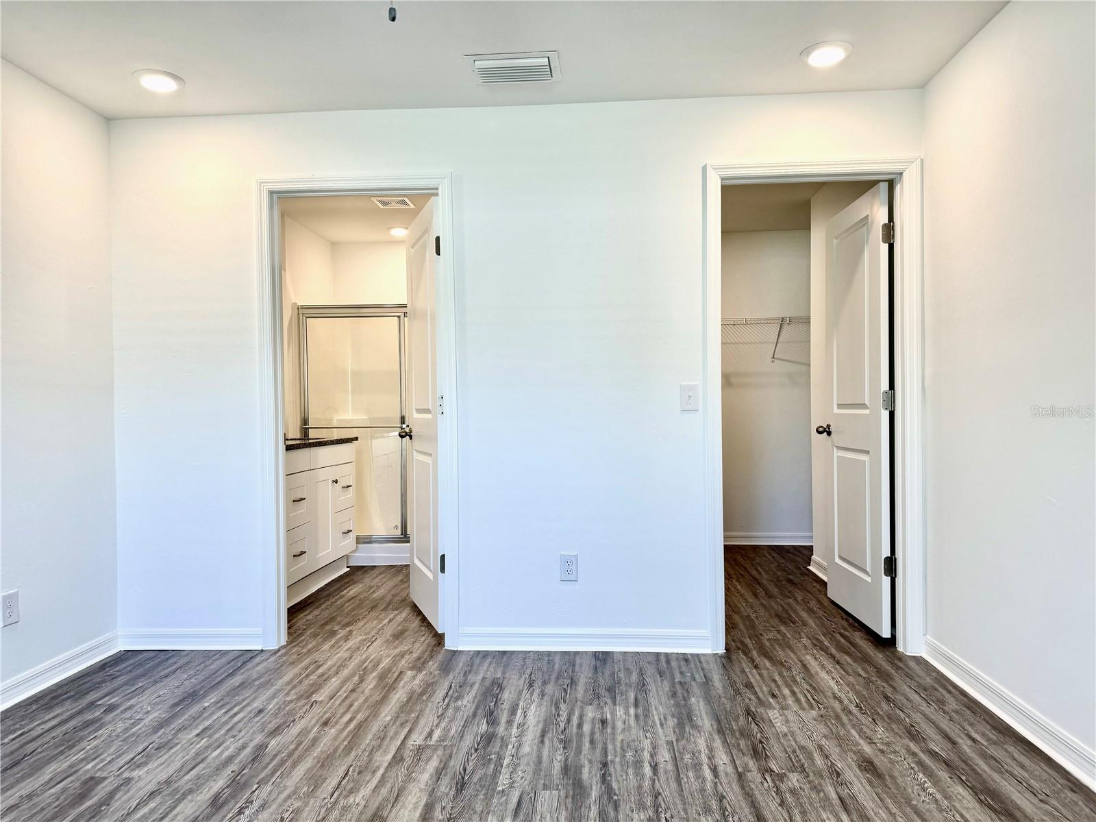 PORT CHARLOTTE SUB 10 - Residential Lease