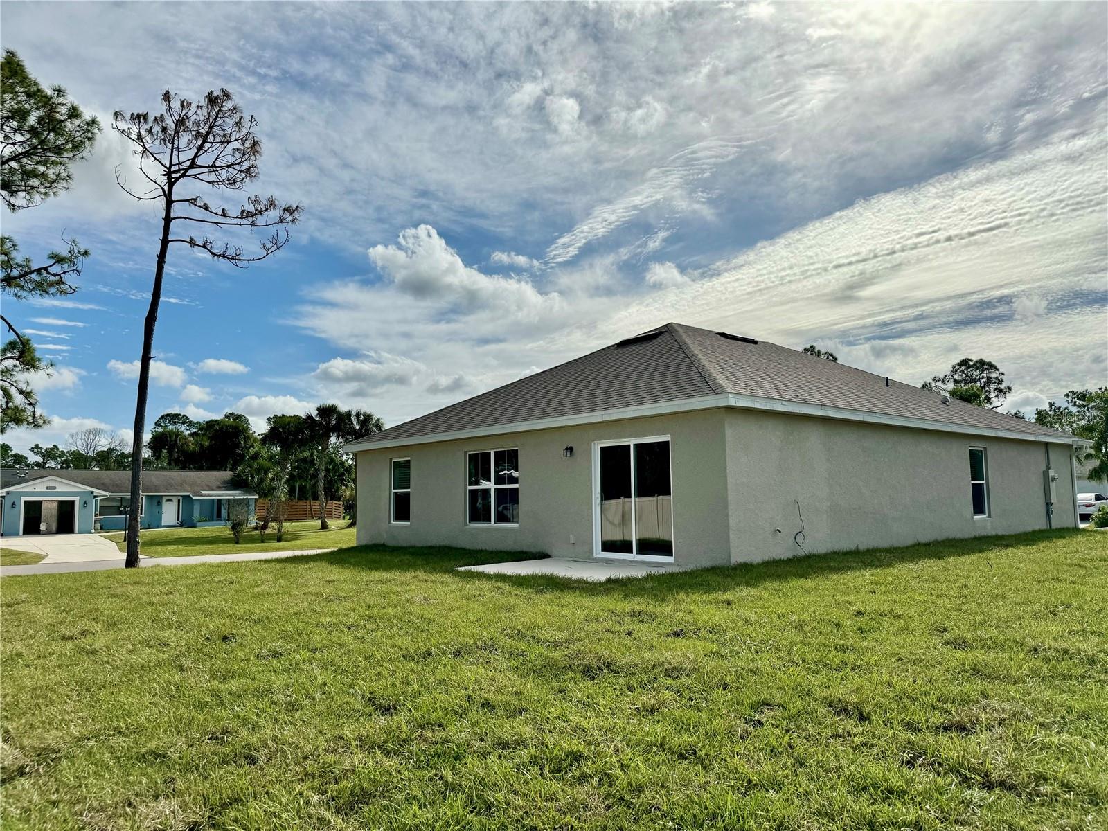 PORT CHARLOTTE SUB 10 - Residential Lease