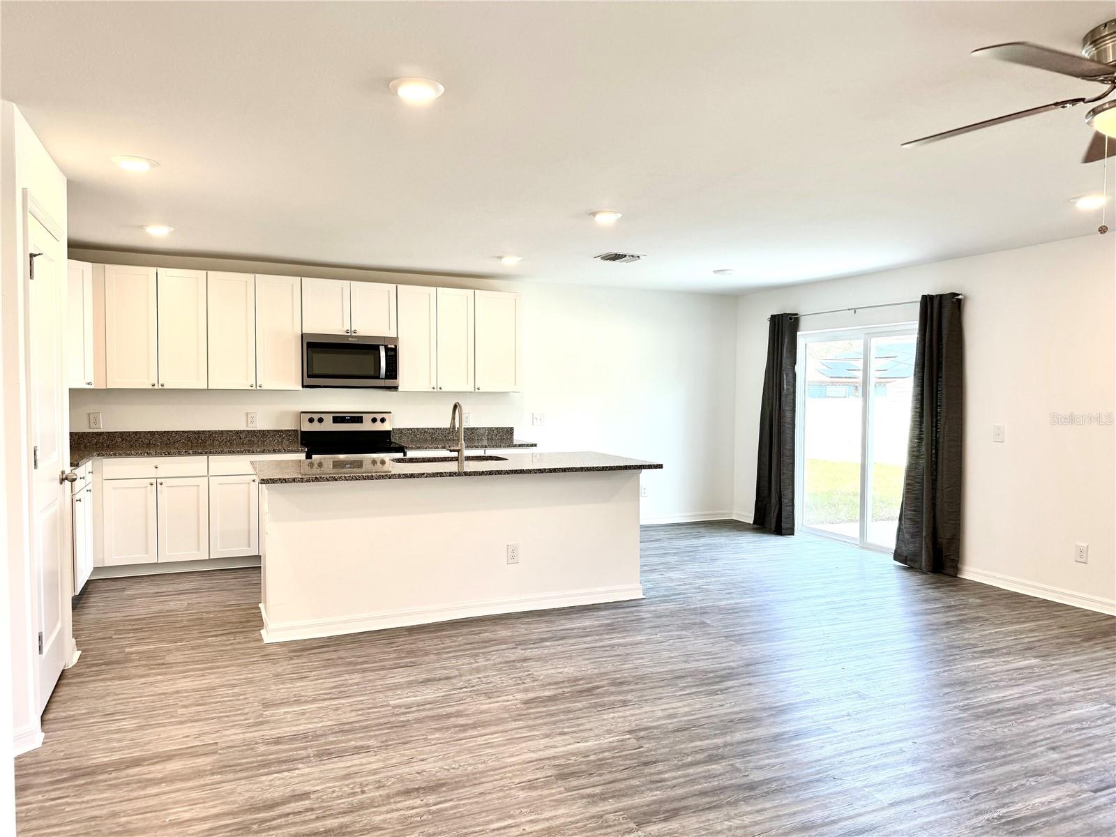 PORT CHARLOTTE SUB 10 - Residential Lease