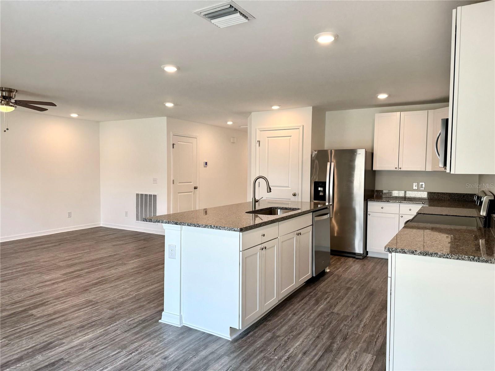 PORT CHARLOTTE SUB 10 - Residential Lease