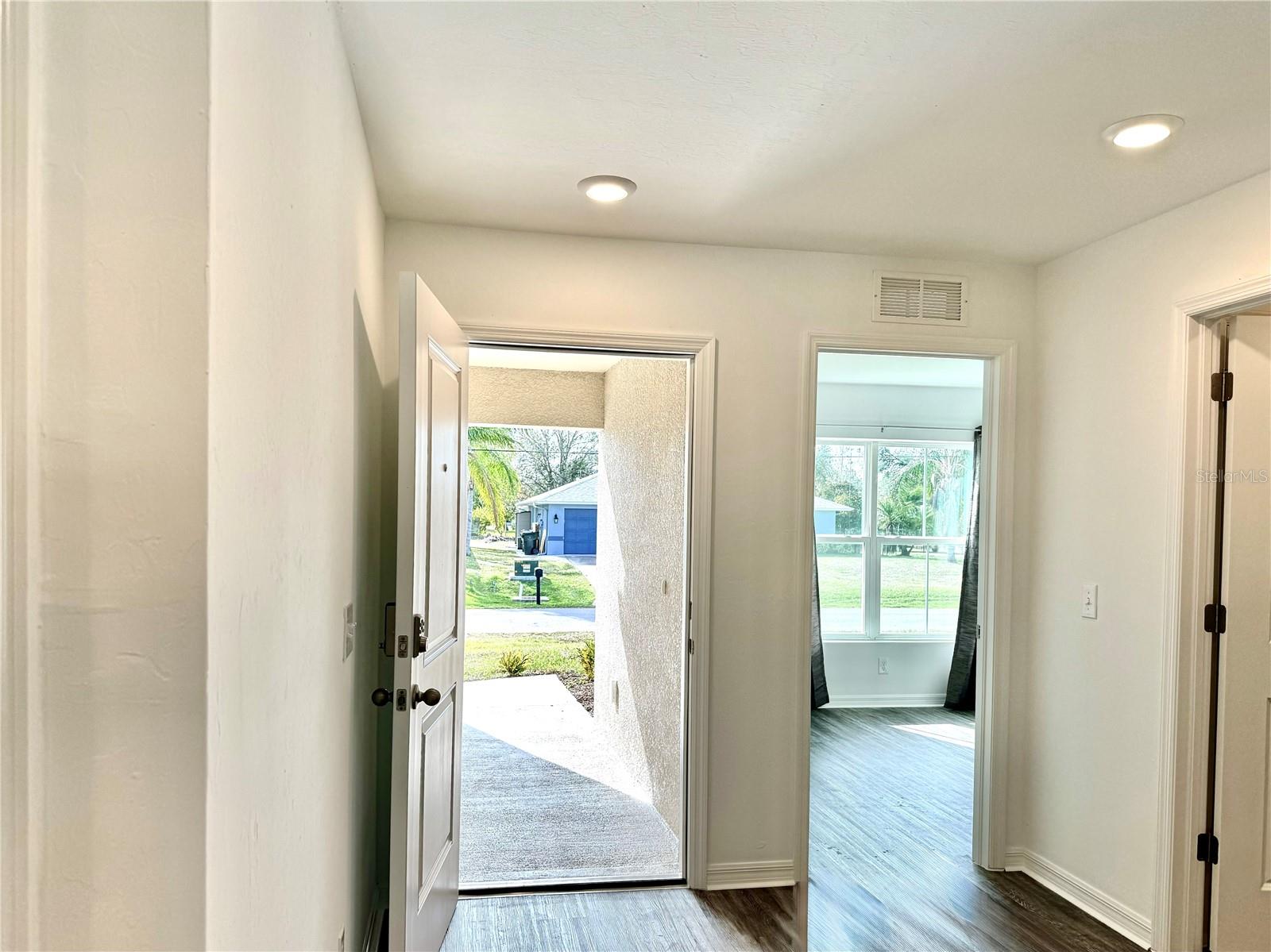 PORT CHARLOTTE SUB 10 - Residential Lease