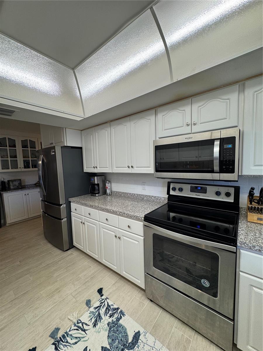 HIGHLAND TOWERS REV - Residential