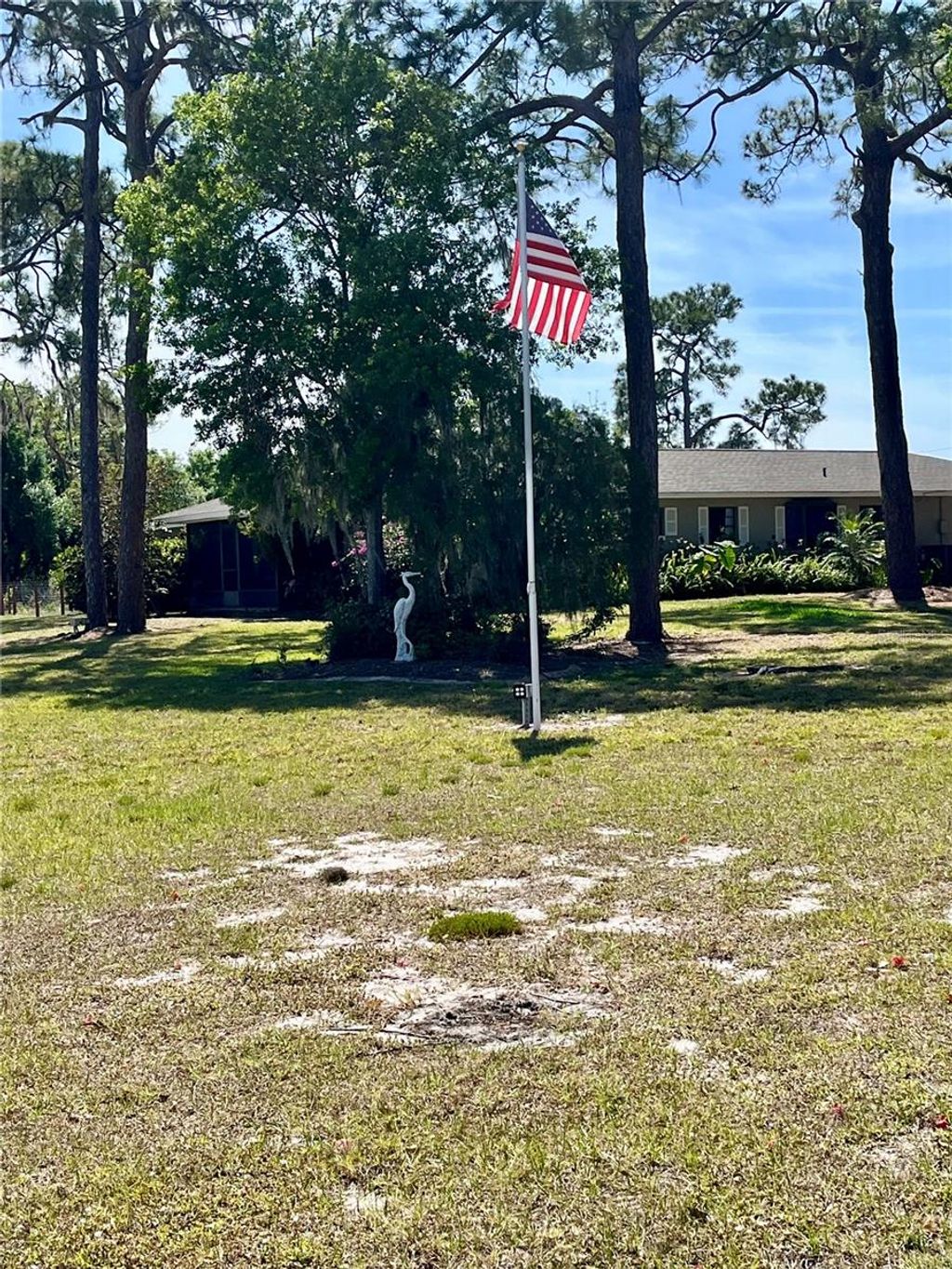 Photo of 701 Roanoke Place, Sebring, FL 33870 (MLS # C7519196)