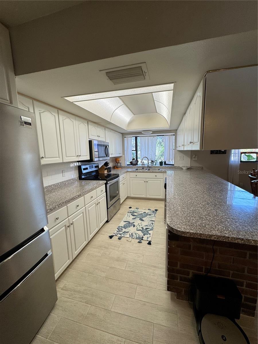 HIGHLAND TOWERS REV - Residential