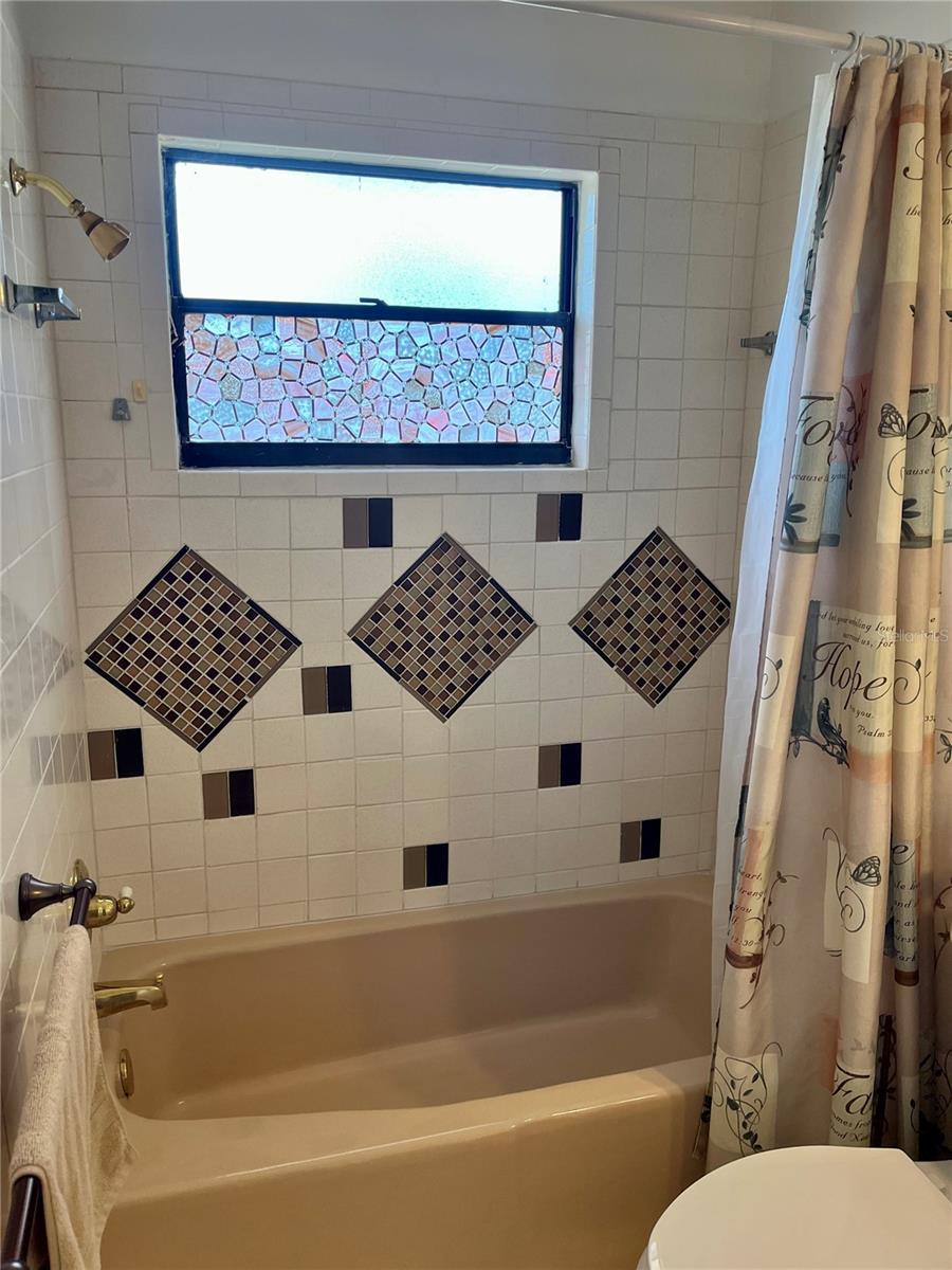 HIGHLAND TOWERS REV - Residential