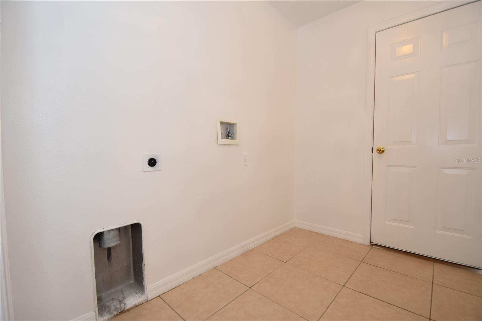 PALM COAST SEC 65 - Residential Lease